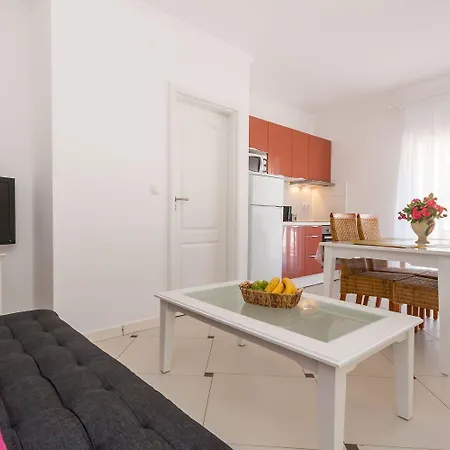 Apartment Entspannen Sie Sich In Diesem Modernen In Auf Krk *